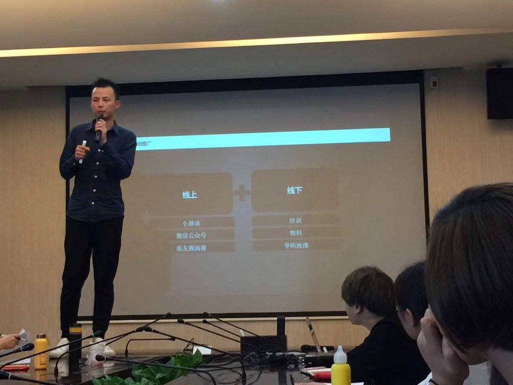新手如何5分钟做出一个自己的个人博客网站？